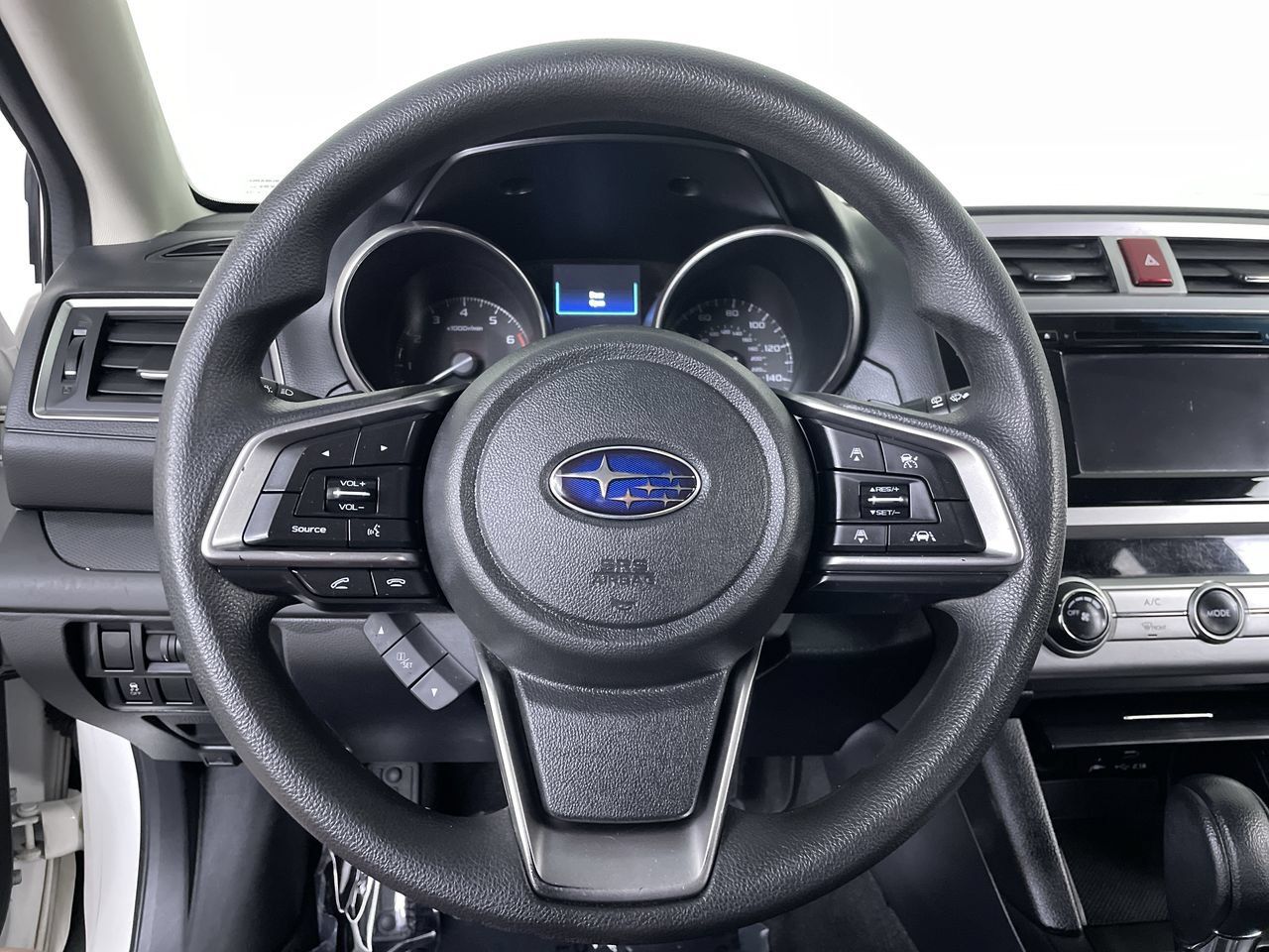 Used 2019 Subaru Outback 2.5i AWD/4WD image 13