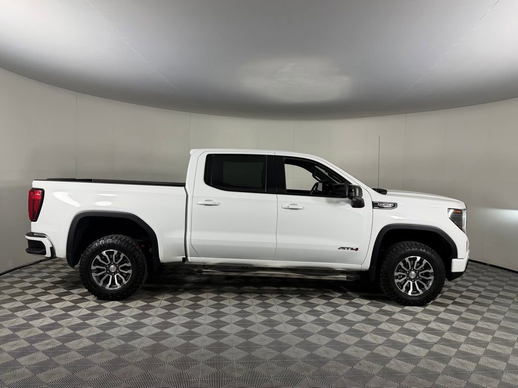 Used 2023 GMC Sierra 1500 AT4 AWD/4WD image 5