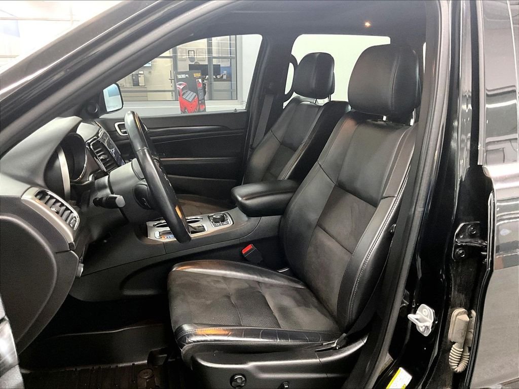 Used 2020 Jeep Grand Cherokee Laredo w/ Quick Order Package 2BN North AWD/4WD image 10