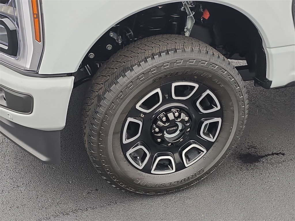 New 2026 Ford F350 Platinum image 14