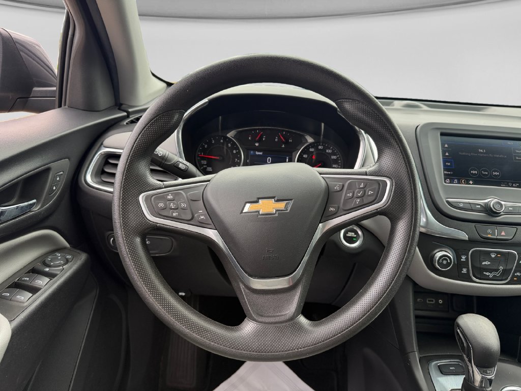 Used 2023 Chevrolet Equinox LT AWD/4WD image 15