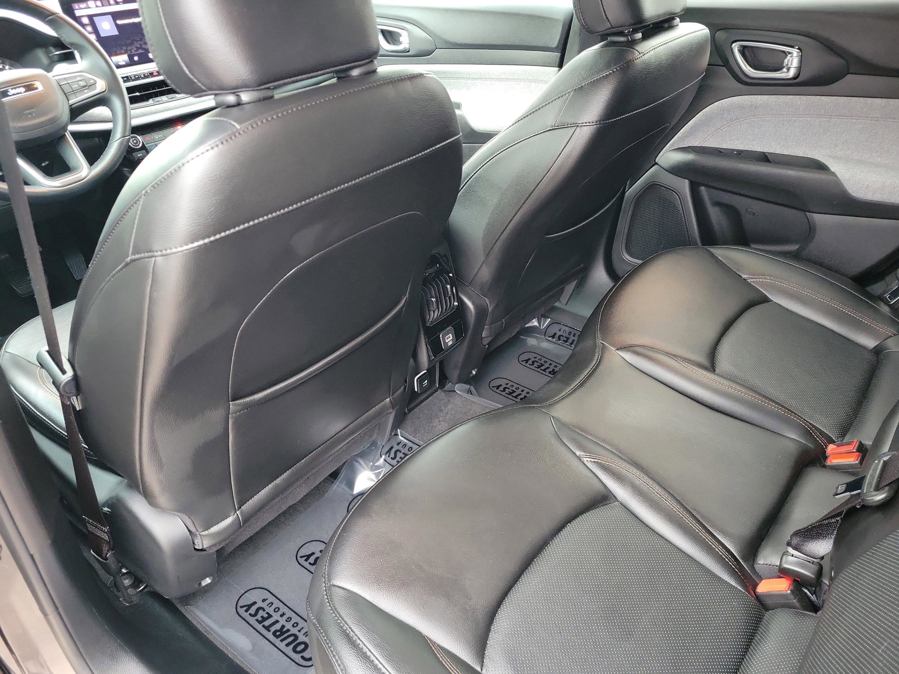 Used 2022 Jeep Compass Latitude w/ Sun and Sound Group image 8