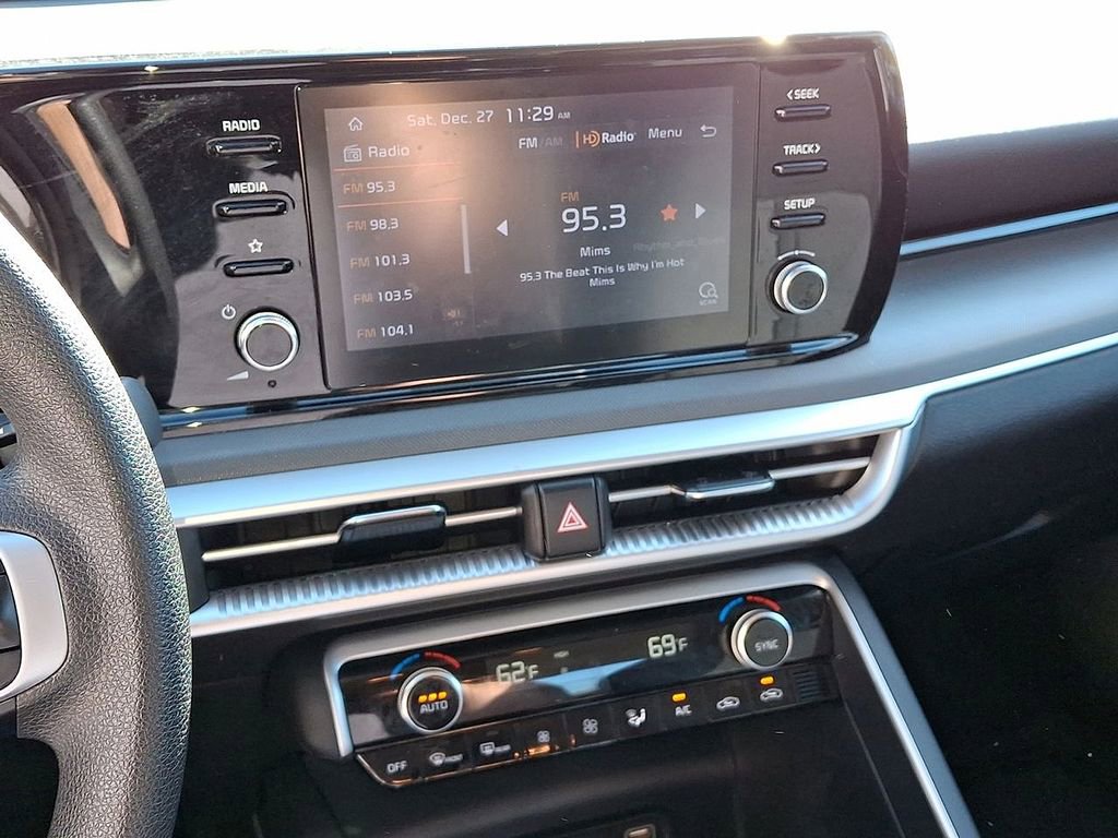 Used 2023 Kia K5 LXS image 14