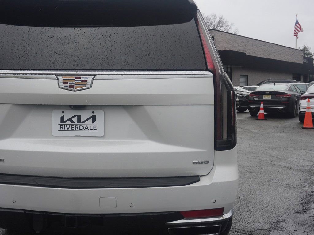 Used 2021 Cadillac Escalade ESV Premium Luxury image 21