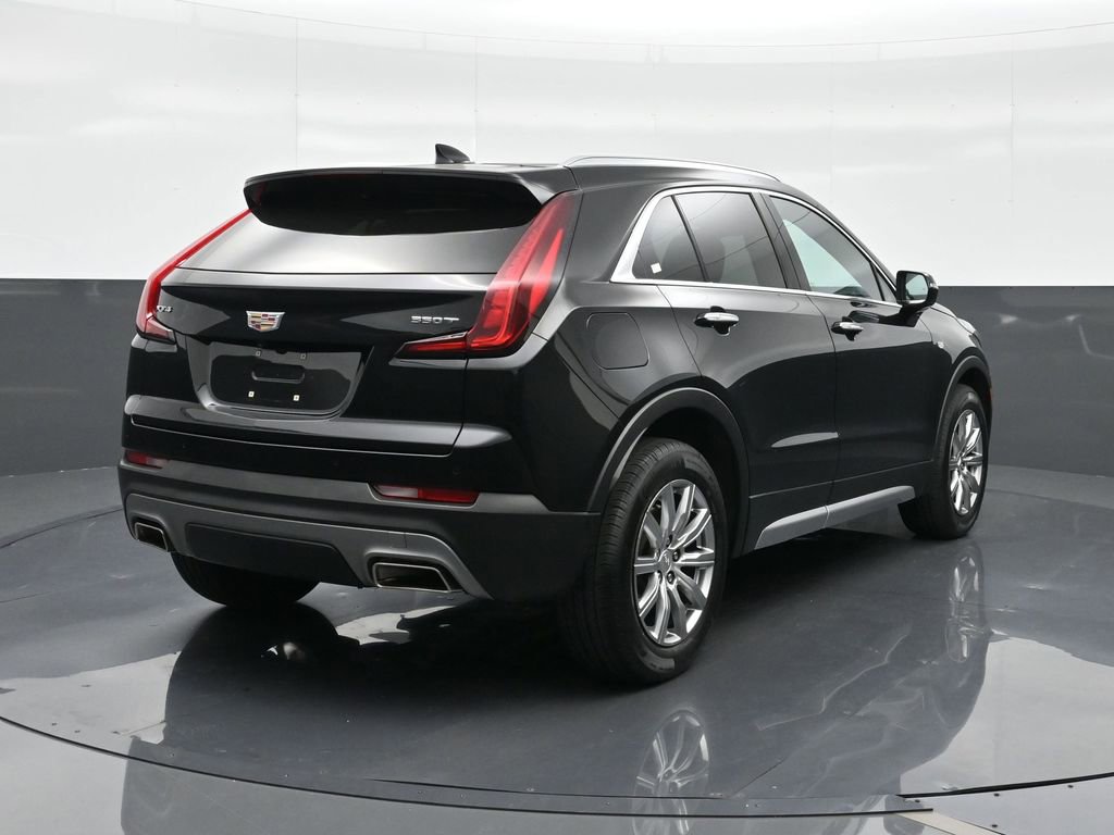 Used 2023 Cadillac XT4 Premium Luxury image 13