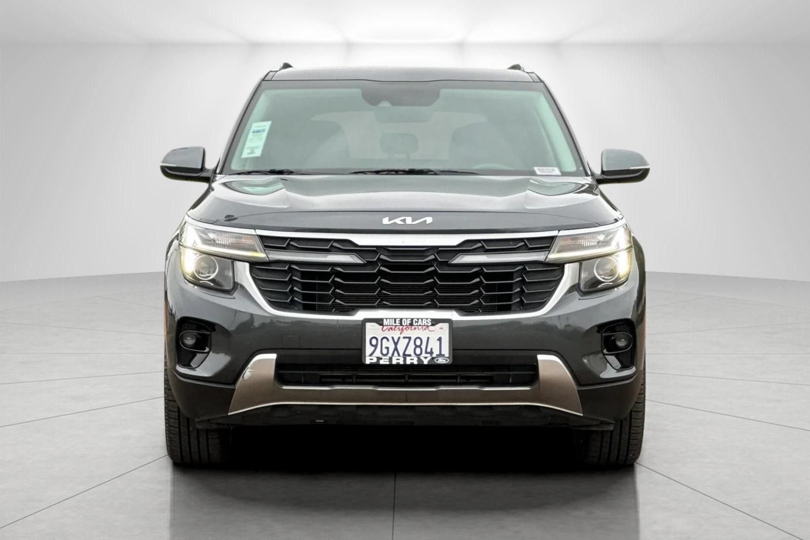 Used 2024 Kia Seltos EX FWD image 8