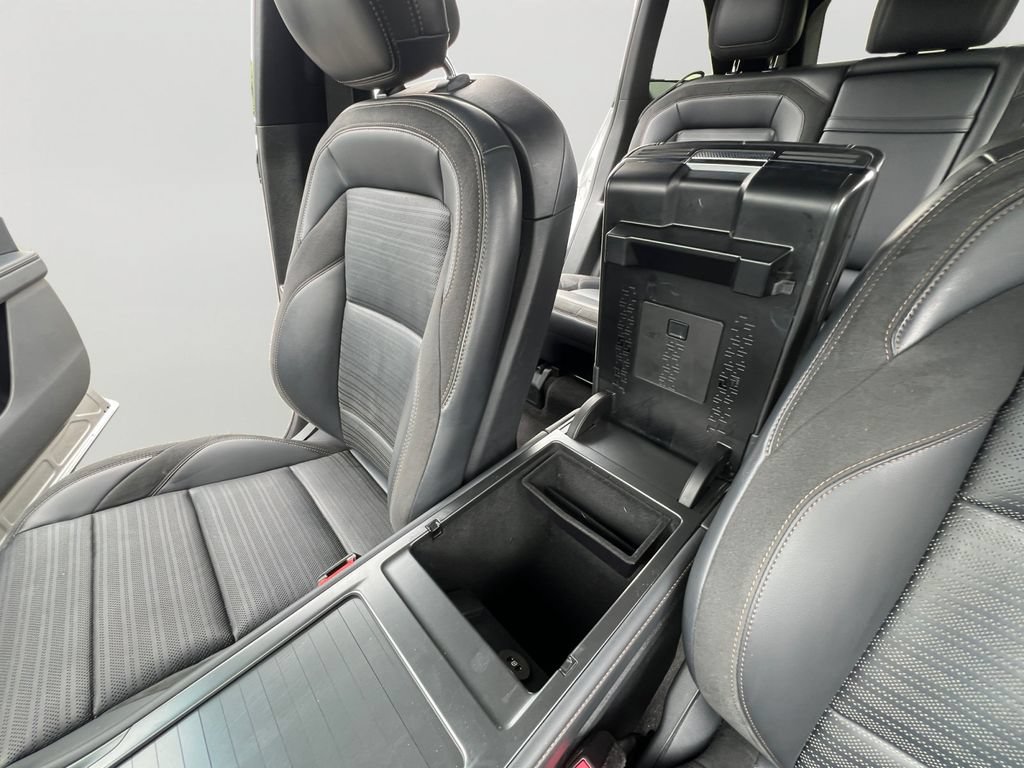 Used 2024 Lincoln Nautilus Reserve w/ Equipment Group 202A AWD/4WD image 21