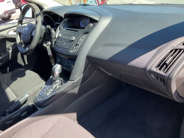 Used 2016 Ford Focus SE FWD image 19