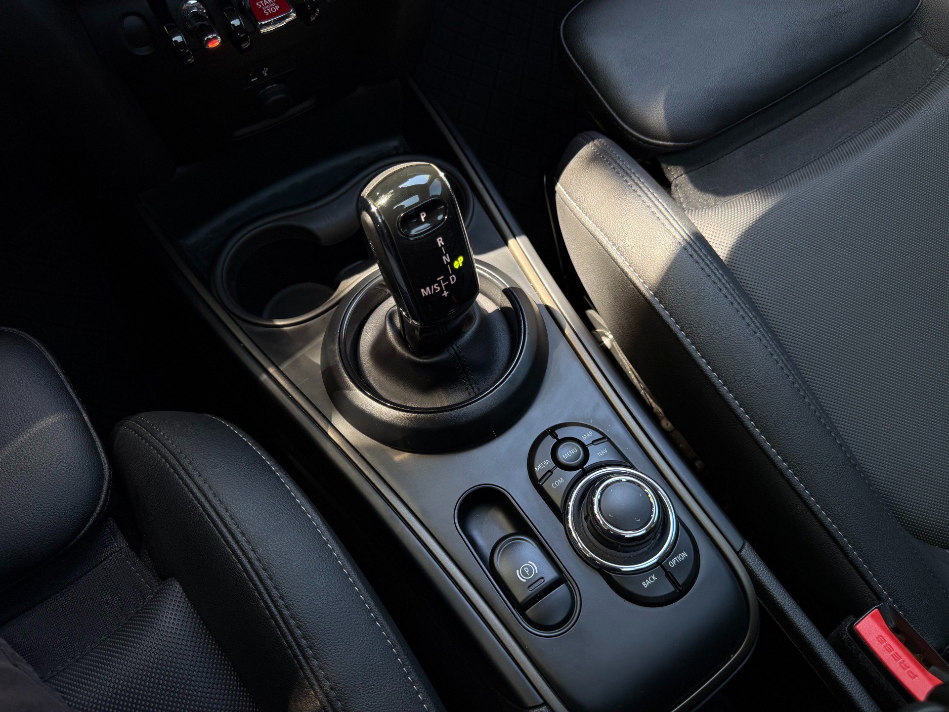 Used 2024 MINI Cooper Countryman S FWD image 32