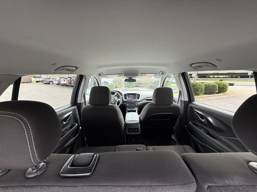 Used 2024 GMC Terrain SLE image 14