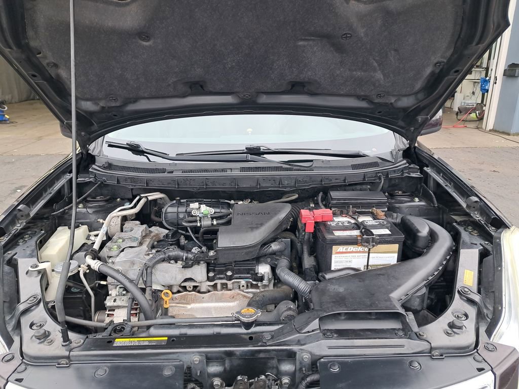 Used 2011 Nissan Rogue SV w/ SL Pkg image 27