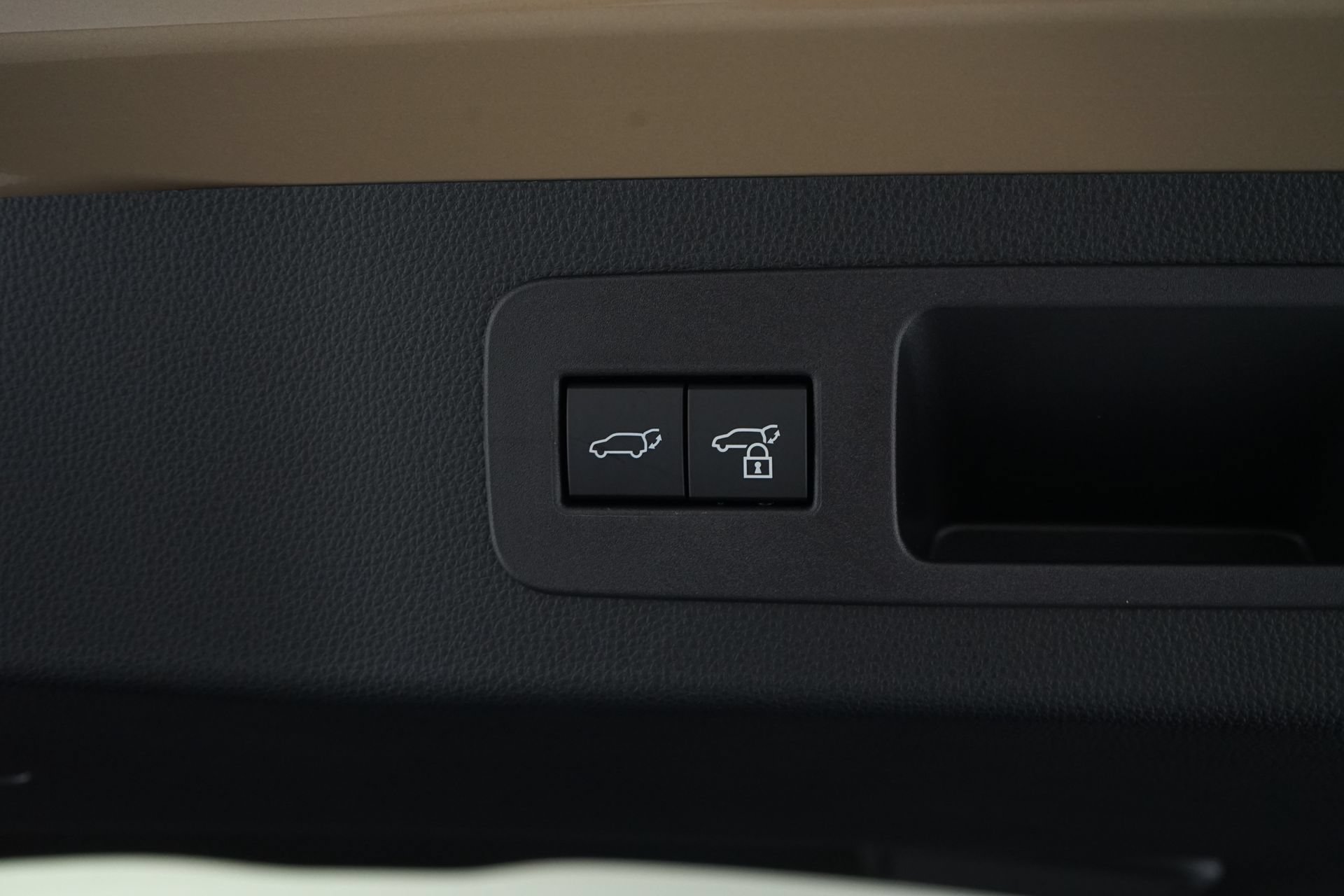 Used 2026 Lexus LX 700h Overtrail AWD/4WD image 37
