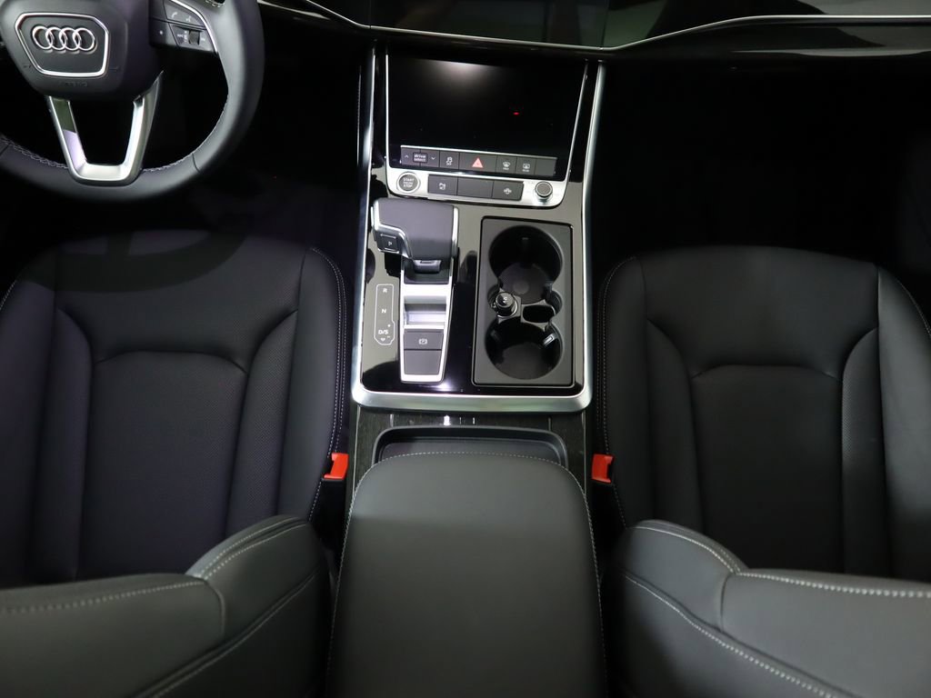 New 2025 Audi Q8 Premium Plus image 17