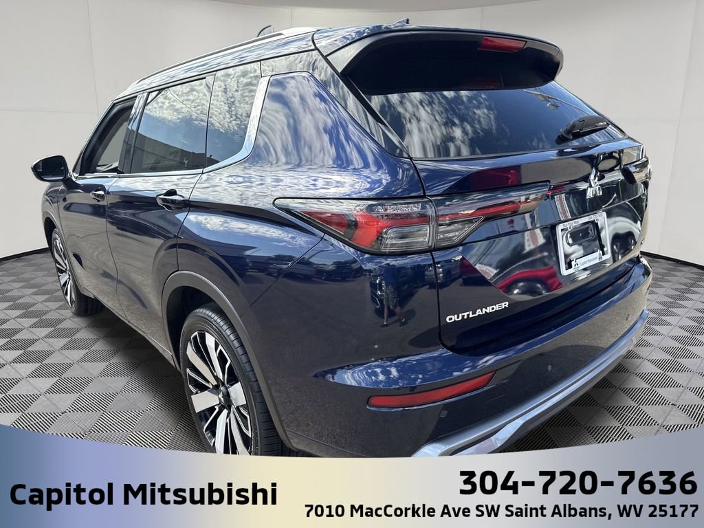 New 2025 Mitsubishi Outlander SEL image 7