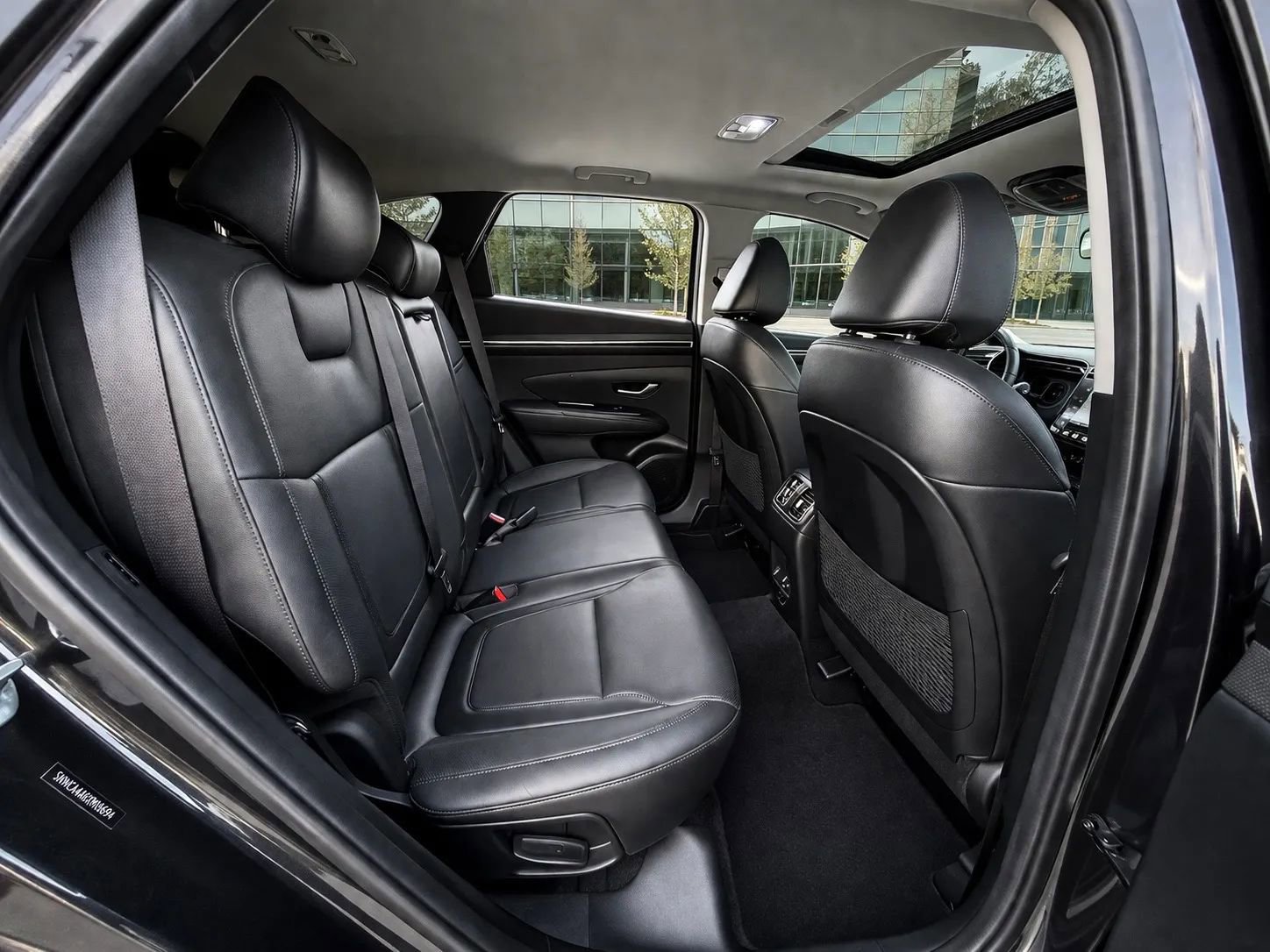 Used 2022 Hyundai Tucson SEL w/ Convenience + Premium Package FWD image 12