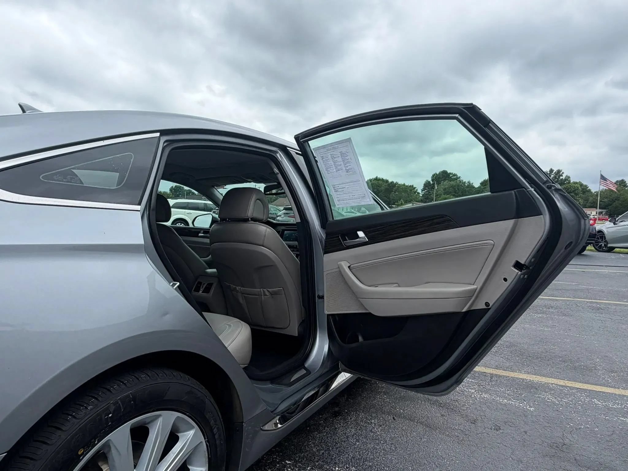 Used 2017 Hyundai Sonata Limited FWD image 28