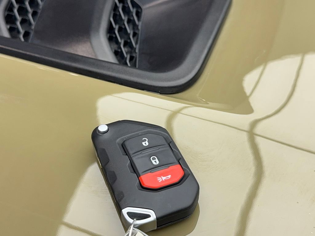 Used 2025 Jeep Wrangler Unlimited Rubicon image 64