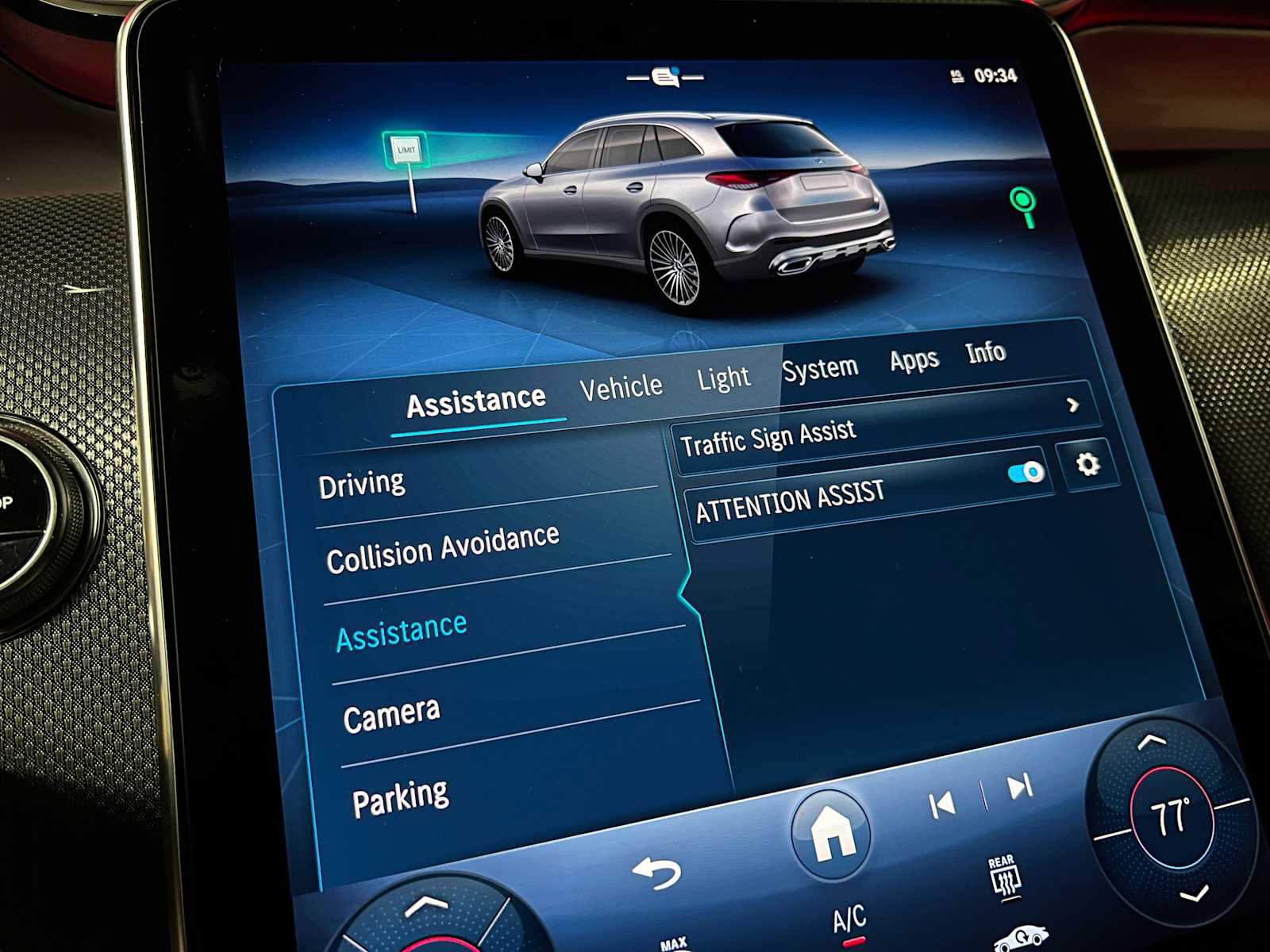 Certified 2025 Mercedes-Benz GLC 300 4MATIC image 35