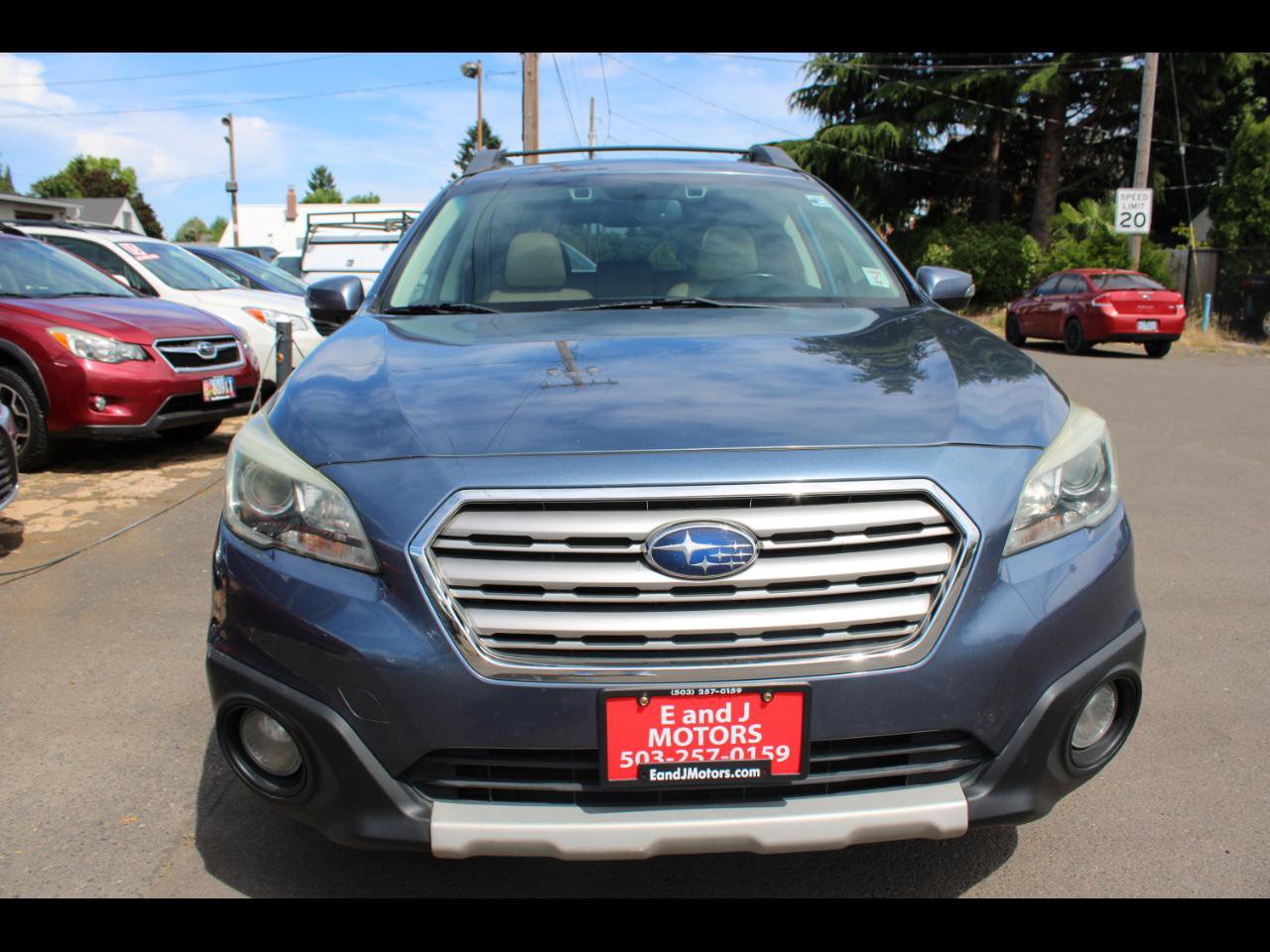 Used 2016 Subaru Outback 2.5i Limited AWD/4WD image 2