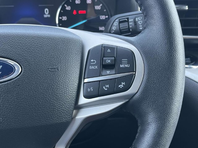 Used 2023 Ford Explorer XLT w/ Equipment Group 202A AWD/4WD image 28