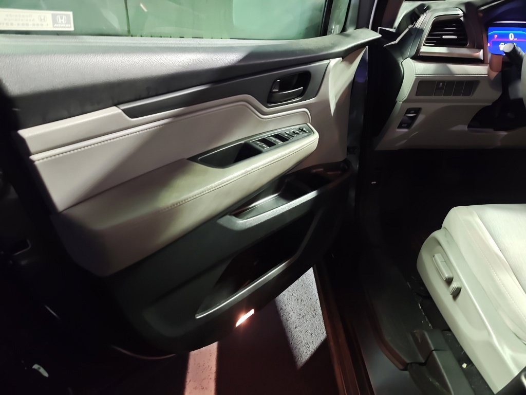 Used 2019 Honda Odyssey LX image 5