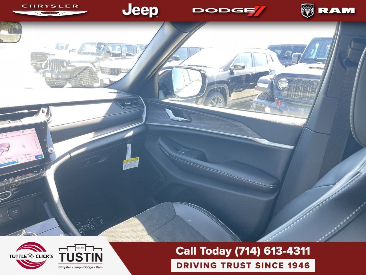 New 2027 Jeep Grand Cherokee Altitude AWD/4WD image 3