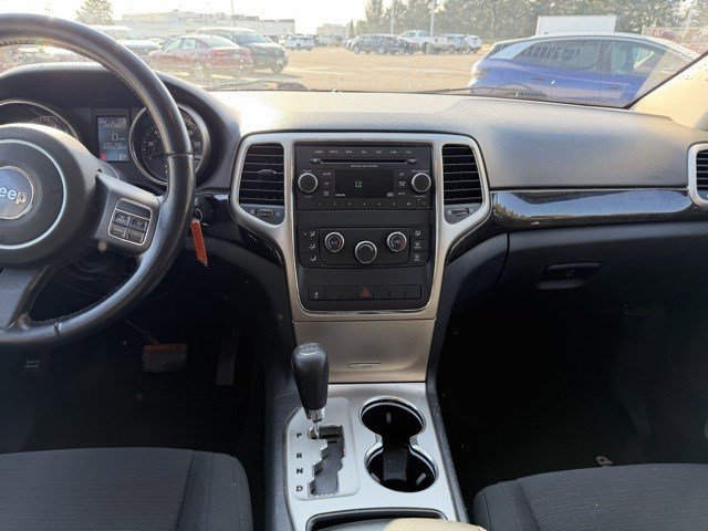 Used 2012 Jeep Grand Cherokee Laredo w/ Laredo E Group image 17