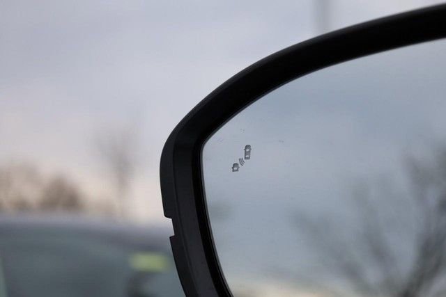 Certified 2025 Nissan Pathfinder SL image 22