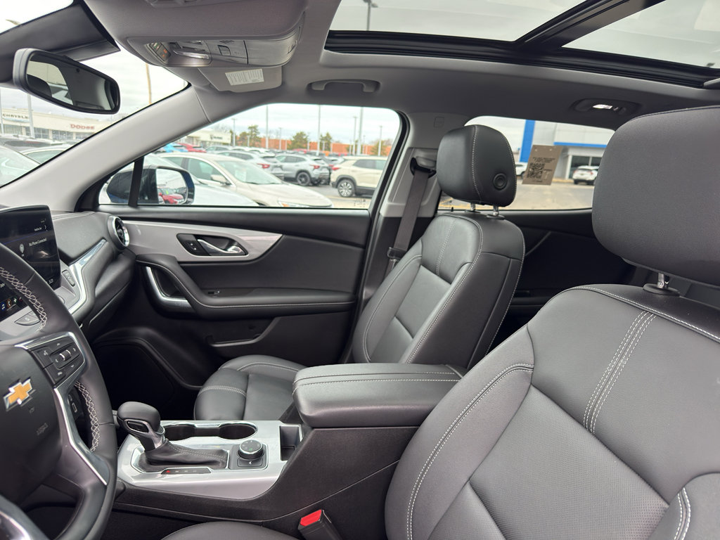 Used 2024 Chevrolet Blazer LT w/ Midnight/Sport Edition image 26