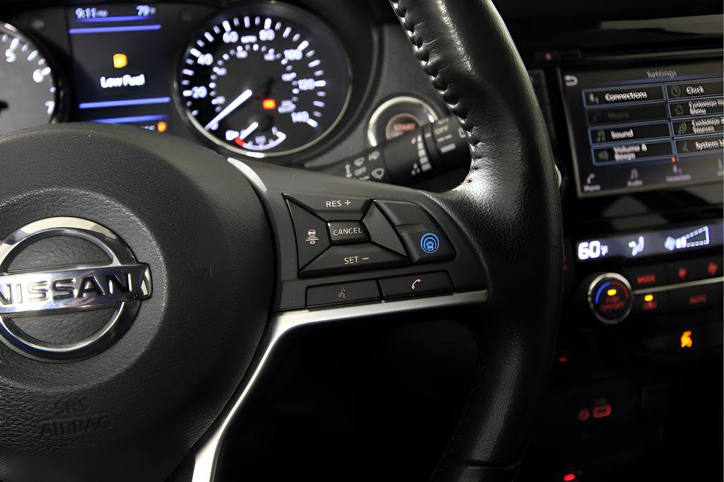 Used 2022 Nissan Rogue Sport SV w/ Technology Package image 18