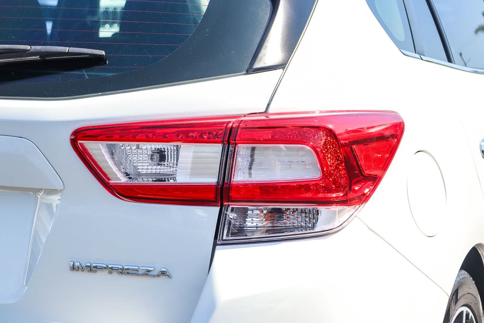 Used 2018 Subaru Impreza 2.0i Limited AWD/4WD image 7