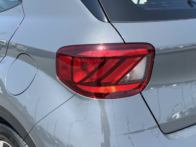 New 2026 Hyundai Venue SEL FWD image 10