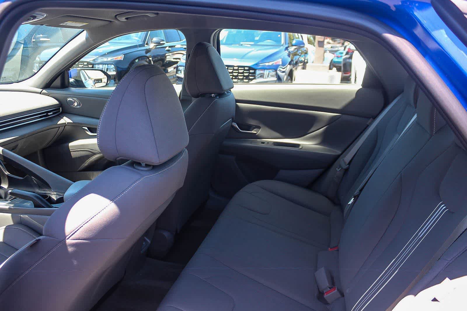 Certified 2024 Hyundai Elantra SEL FWD image 23