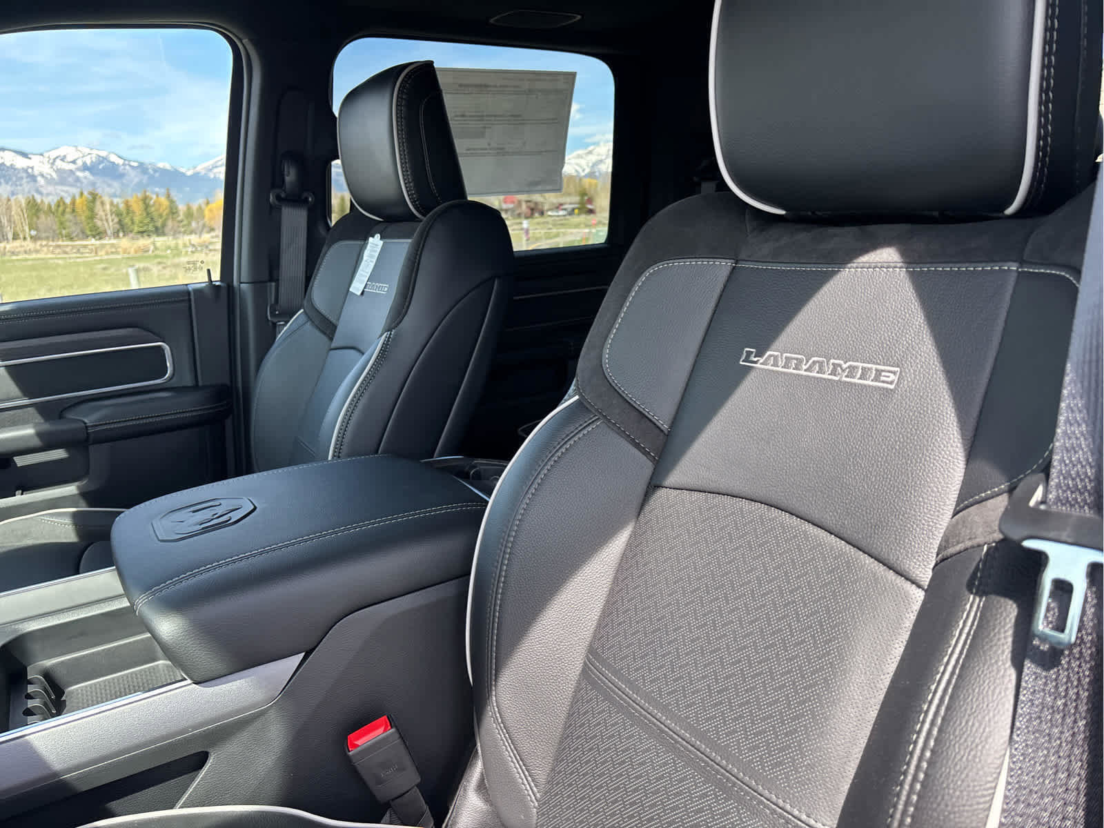 New 2026 RAM 2500 Laramie w/ Night Edition image 23