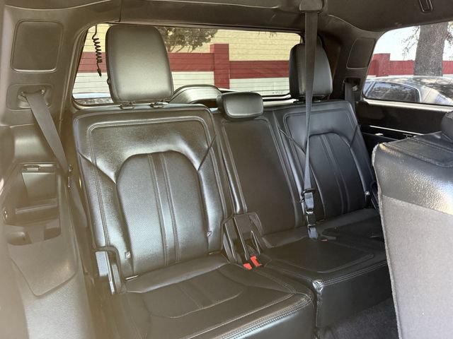 Used 2018 Ford Expedition Limited w/ Equipment Group 302A RWD image 33