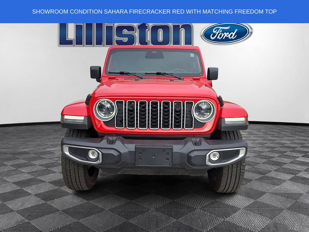 Used 2025 Jeep Wrangler Unlimited Sahara AWD/4WD image 2