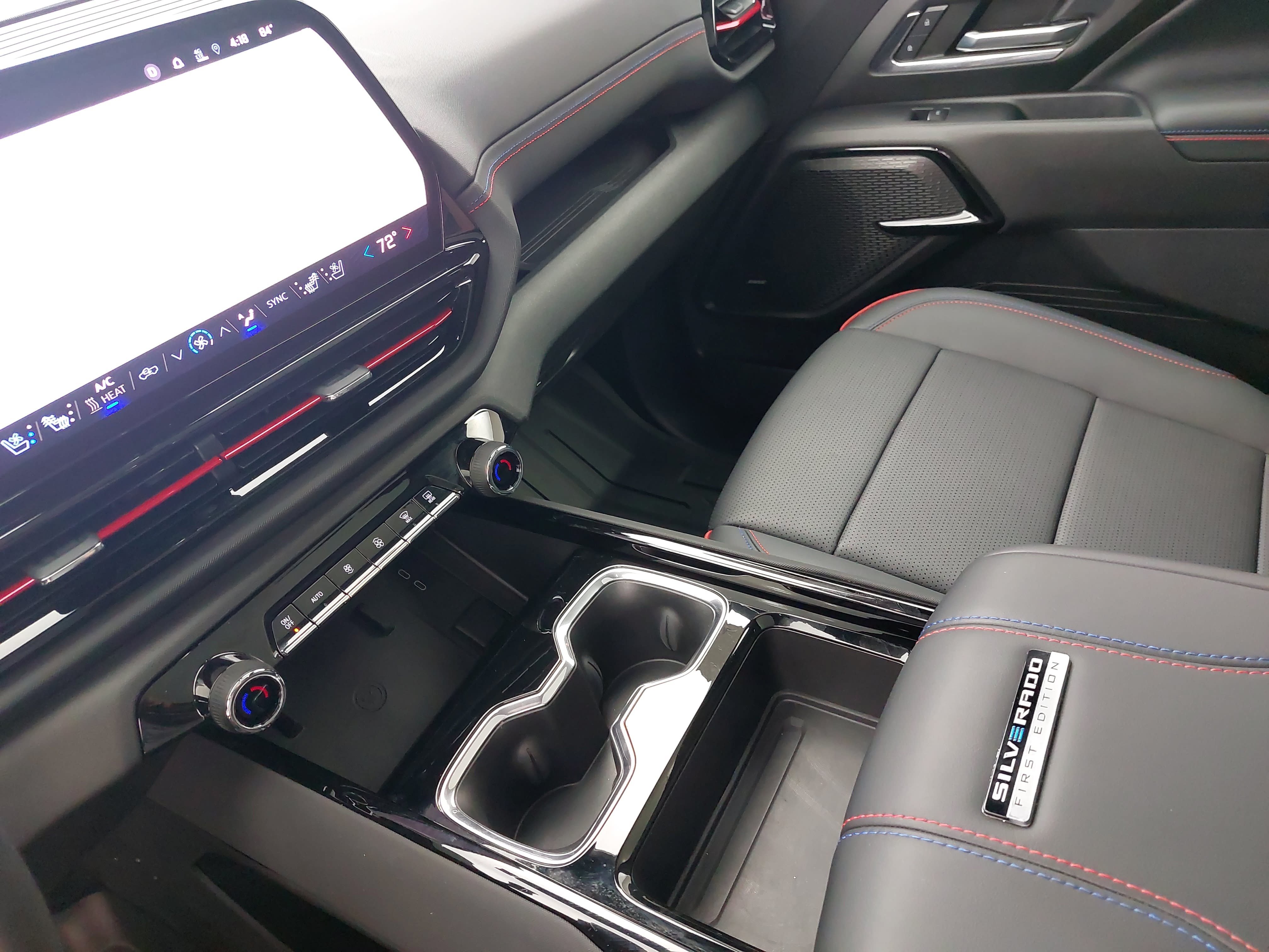 Used 2024 Chevrolet Silverado EV RST AWD/4WD image 26