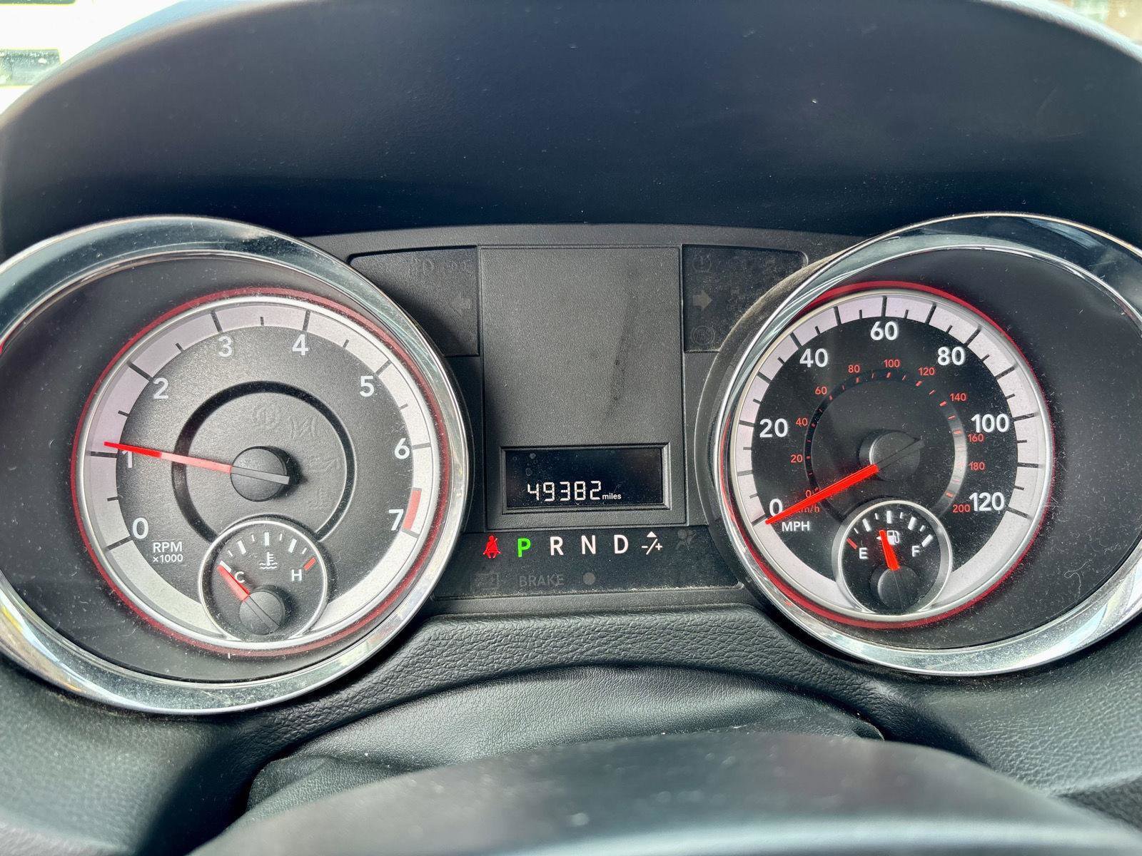 Used 2017 Dodge Grand Caravan SE image 26