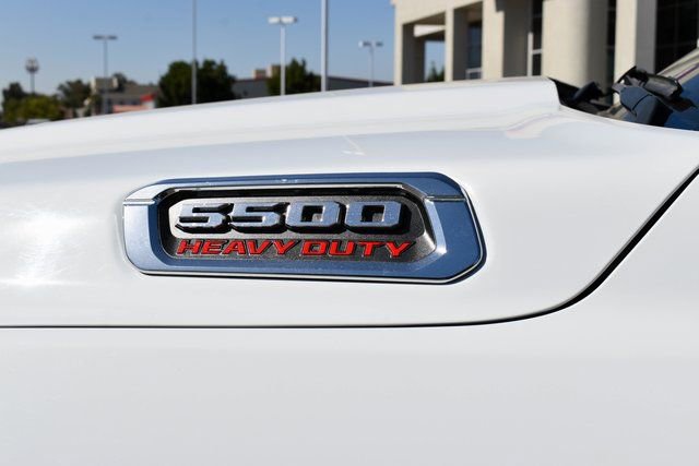 Used 2022 RAM 5500 Tradesman w/ Chrome Appearance Group image 37