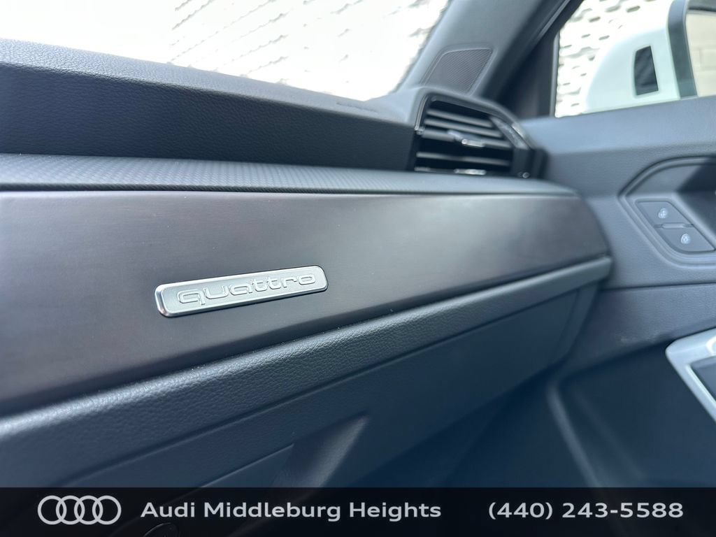 Certified 2023 Audi Q3 2.0T Premium Plus w/ Premium Plus Package AWD/4WD image 38