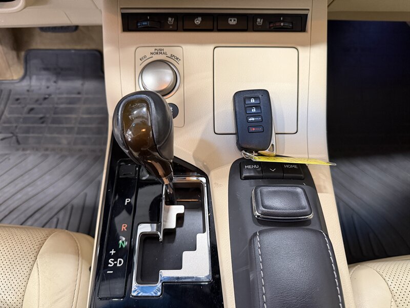 Used 2015 Lexus ES 350 w/ Luxury Package FWD image 15