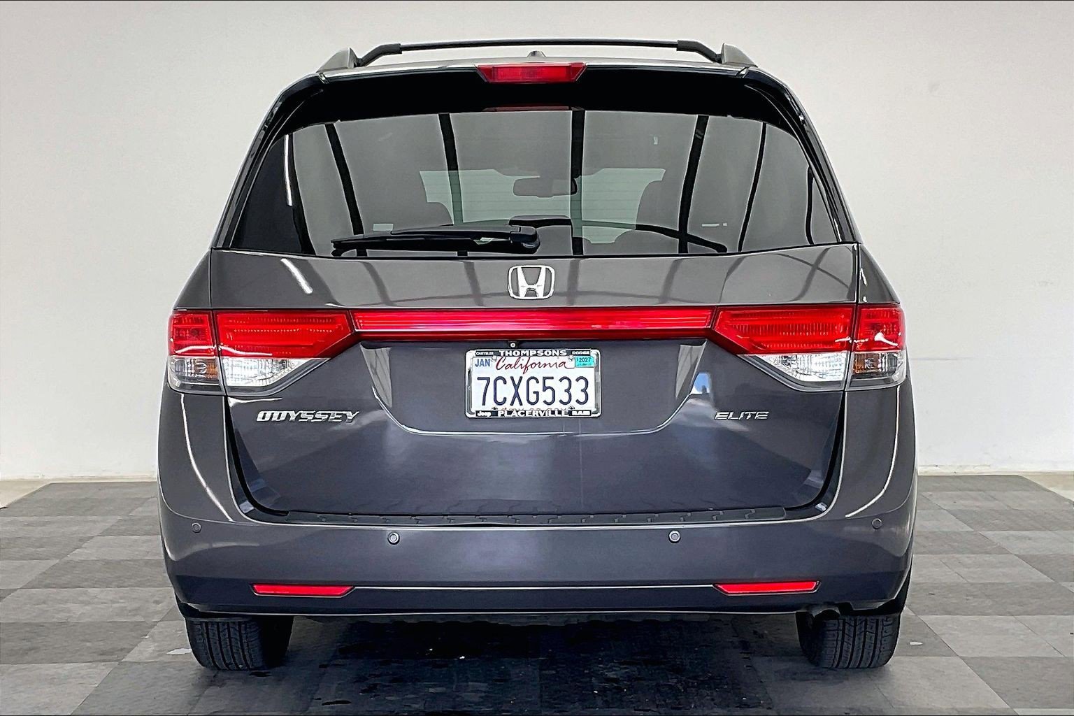 Used 2014 Honda Odyssey Touring image 3