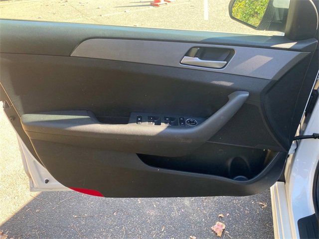 Used 2018 Hyundai Sonata ECO image 12