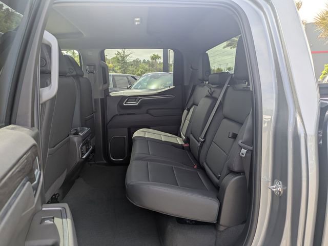 Used 2025 Chevrolet Silverado 1500 LTZ AWD/4WD image 13