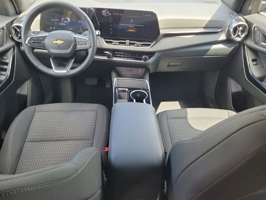 Used 2025 Chevrolet Equinox LT FWD image 11