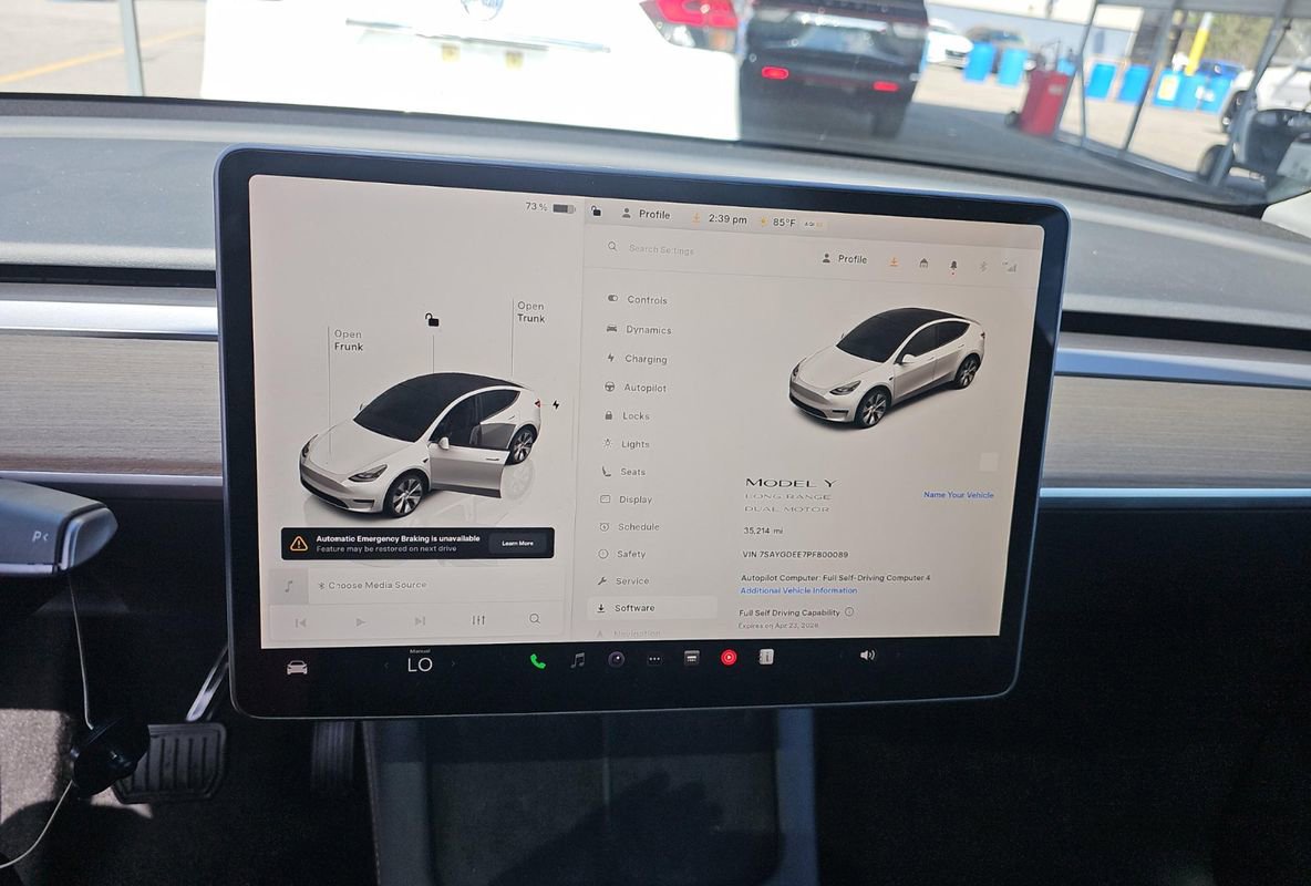 Used 2023 Tesla Model Y Long Range image 2