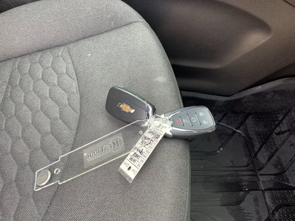 Used 2020 Chevrolet Equinox LT AWD/4WD image 9