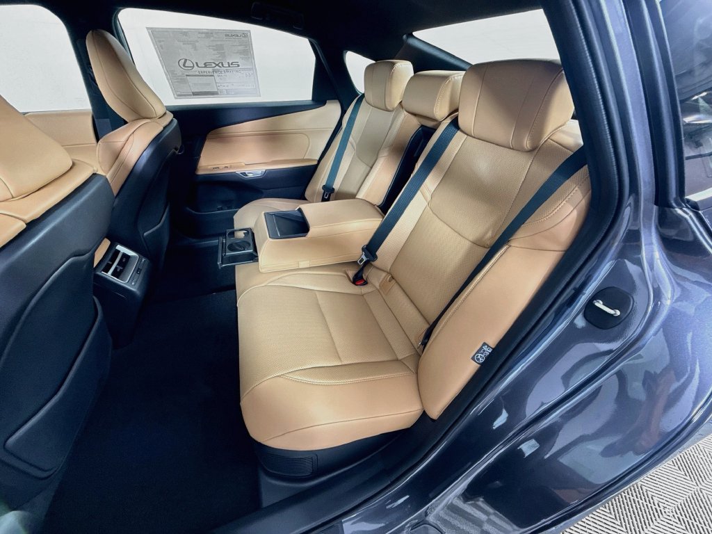 New 2026 Lexus ES 350h AWD w/ Accessory Package (Z2) image 17