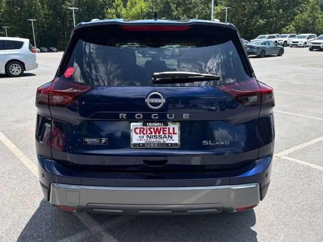 Certified 2026 Nissan Rogue SL AWD/4WD image 4