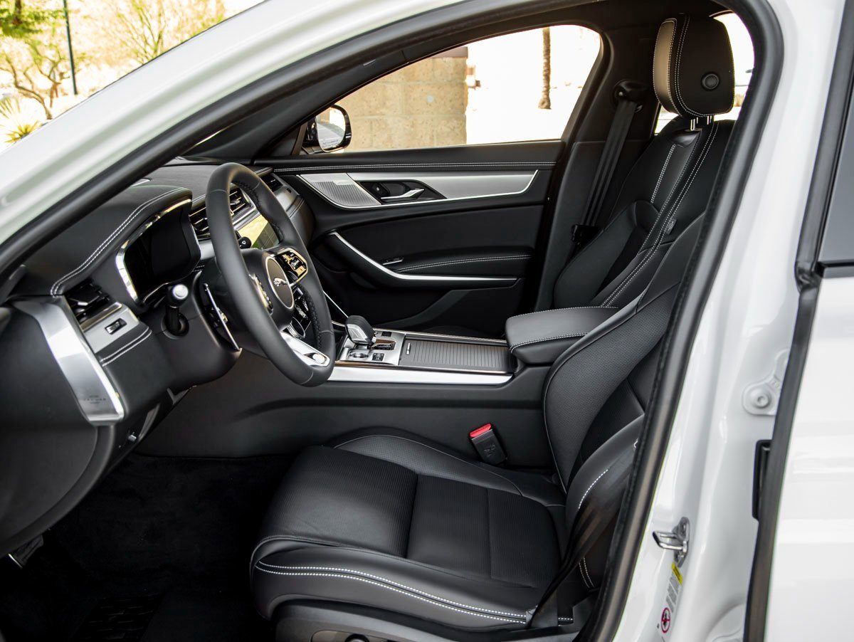 New 2024 Jaguar XF R-Dynamic SE image 13